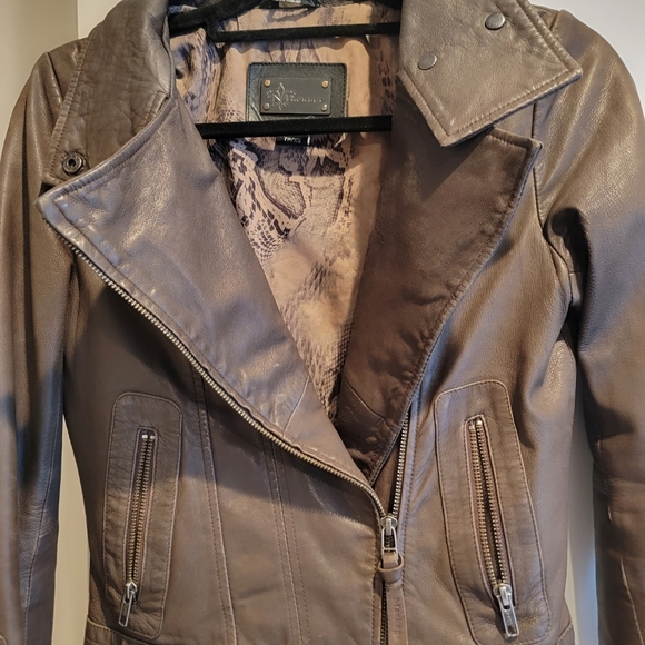 Aritzia Mackage Kenya Moto Leather Jacket, Authentic - Taupe - Picture 3 of 10